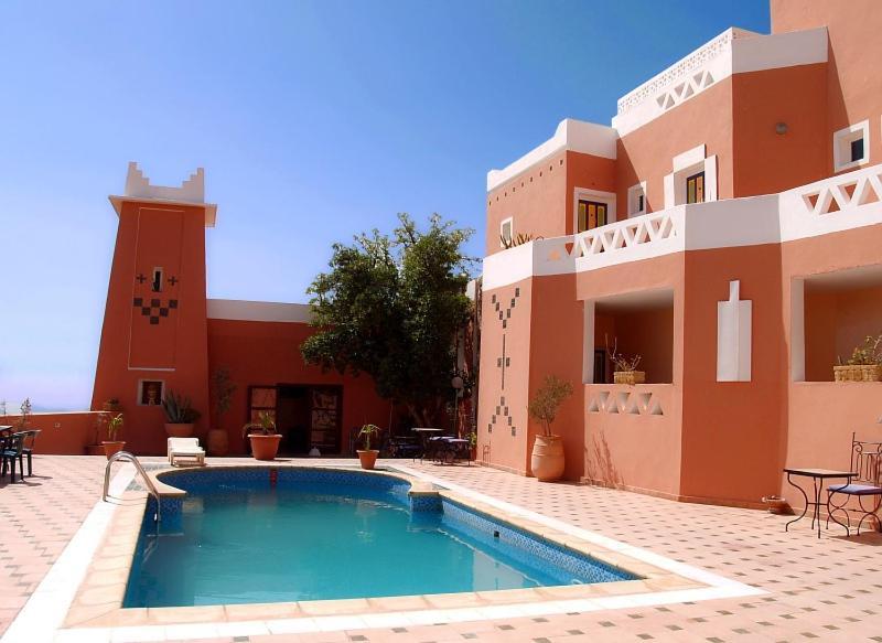 Hotel Kerdous تافراوت المظهر الخارجي الصورة